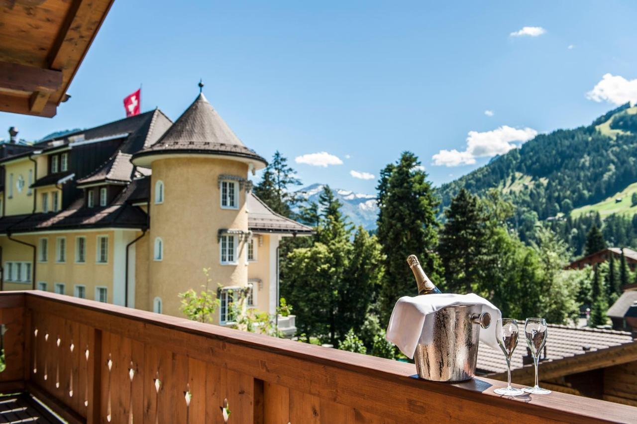 Le Grand Bellevue Hotel Gstaad Buitenkant foto